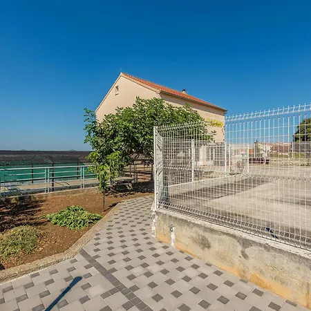 شقة Gorgeous In With Wifi